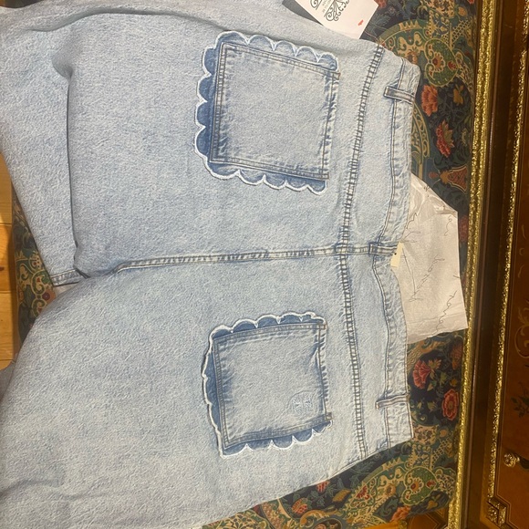 BNWT Never Fully Dressed Scallop Detail Straight Leg Jeans - Picture 6 of 8